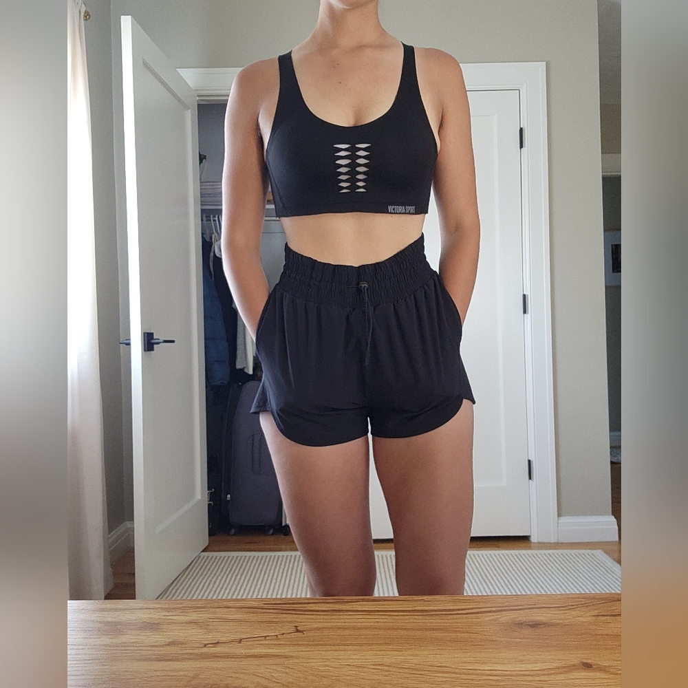 Victoria Sport Black Sports Bra Size 34B